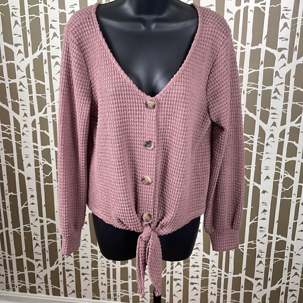 Blu Pepper mauve pink waffle knit tie front sweater with button accents sz S